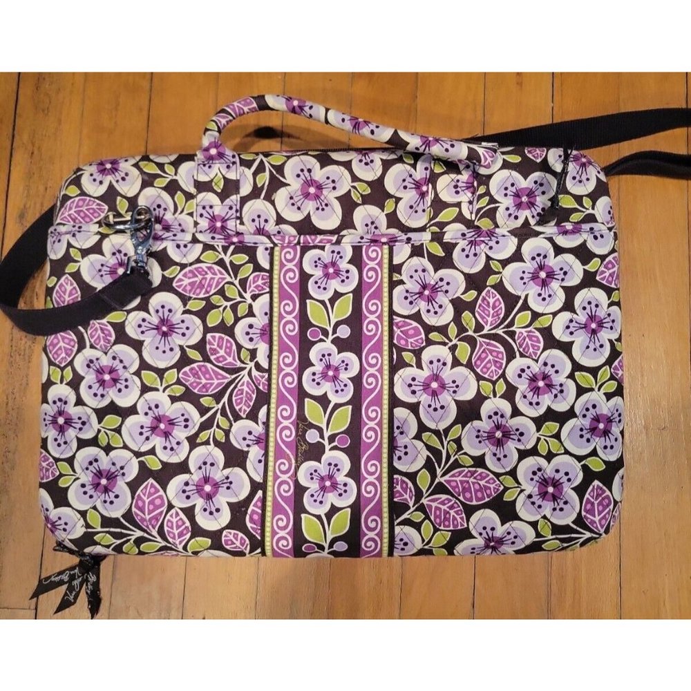 VERA BRADLEY Padded Quilted Hard 19"  Laptop Case Purple Floral Plum Purse Bag